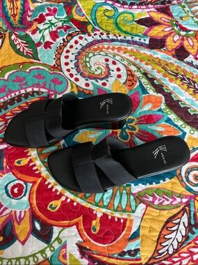 White Mountain Black Slide Sandals for Women-NWT